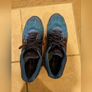 Mizuno Wave Inspire 14